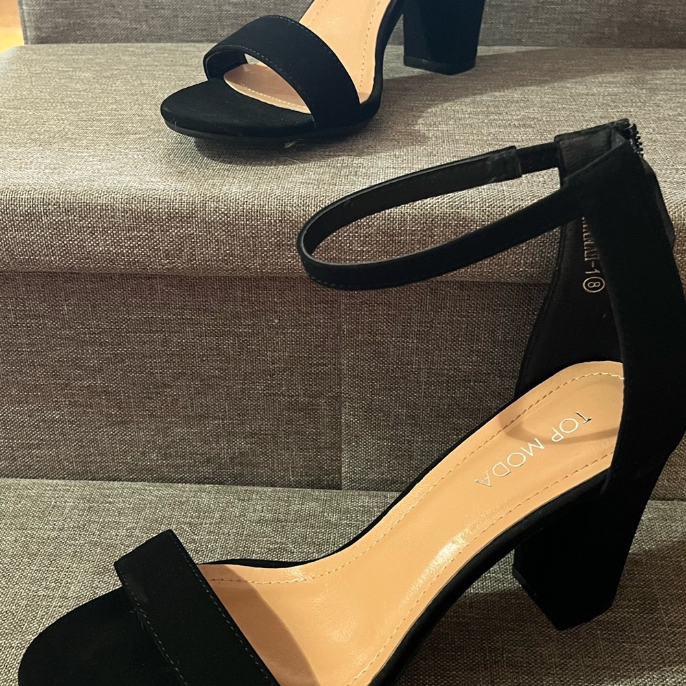 Top Moda Women's Black Heeled Sandals